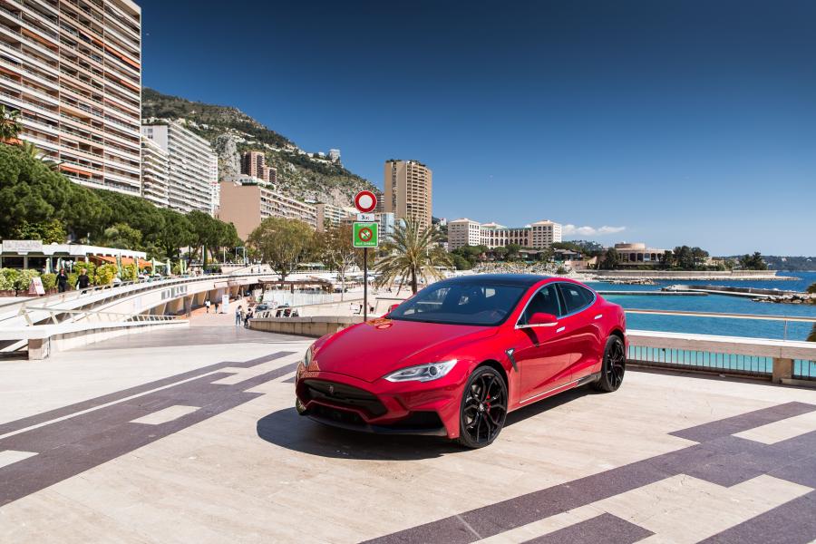  Tesla Model S P85D Elizabeta by Larte Design 2015 года  (фото 47 из 72)
